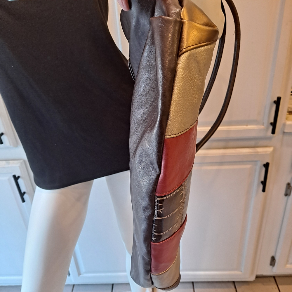 Elegant Multi-Color & Multi-Patterned Faux Leathe… - image 5